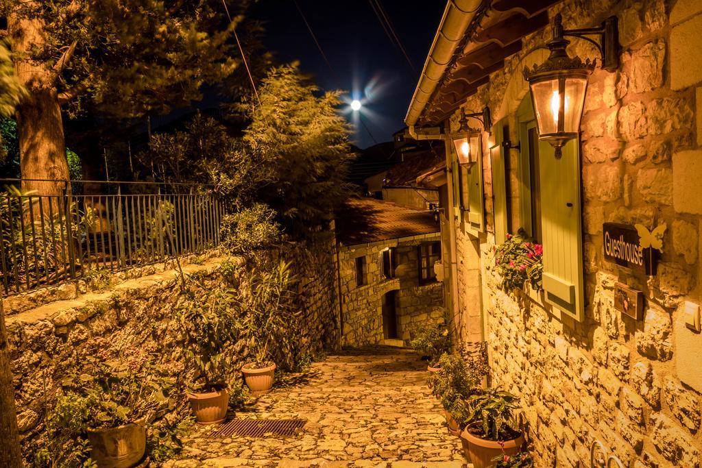 Enastron Guesthouse Dimitsana Exterior foto